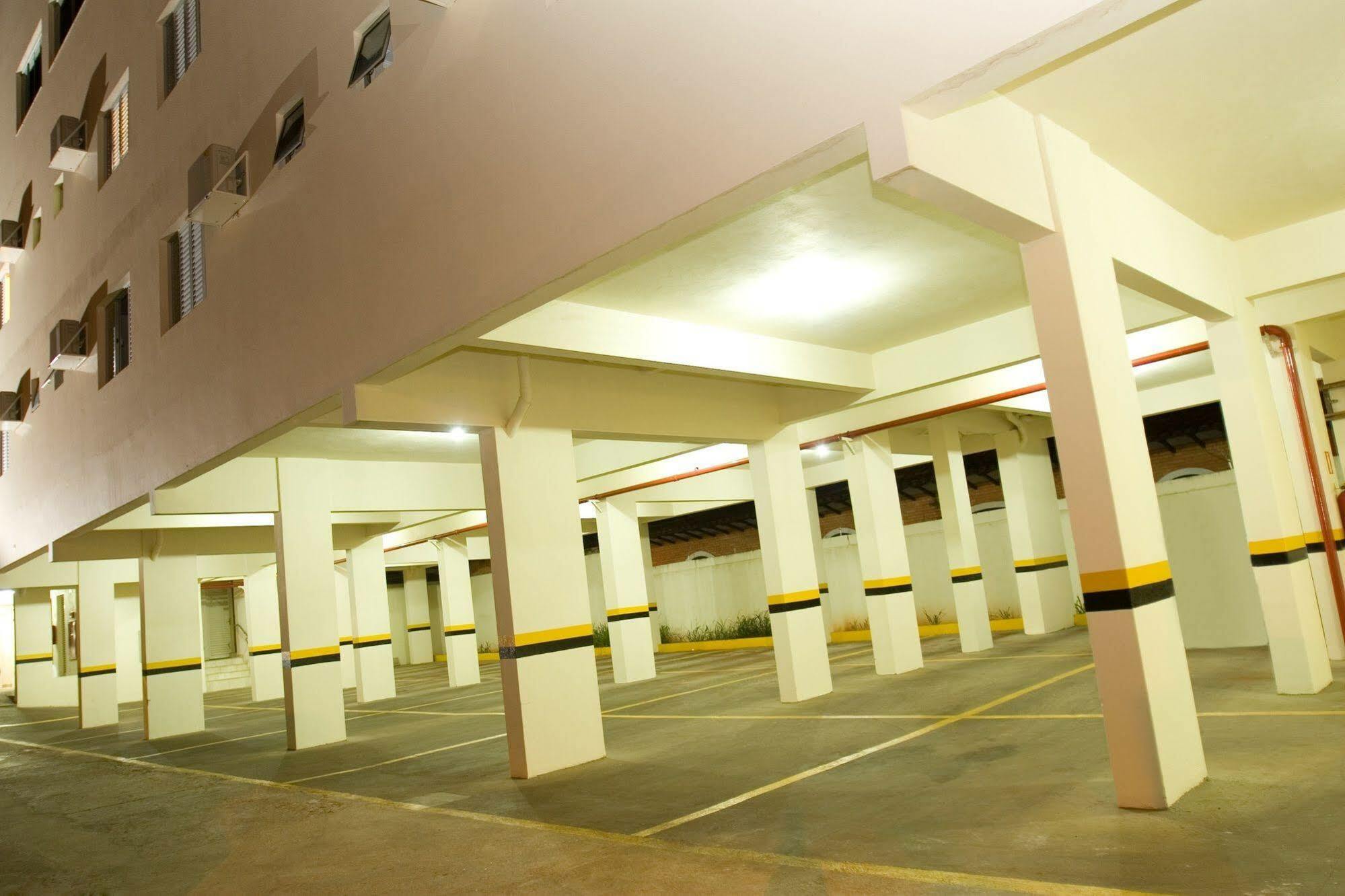 Hotel Bernal Ituiutaba Экстерьер фото